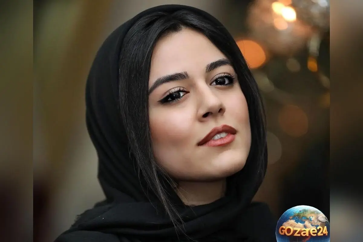 استایل کافه‌گردی ماهور الوند با مانتو گل‌گلی و رنگ‌های شاد در صفحه اینستاگرام