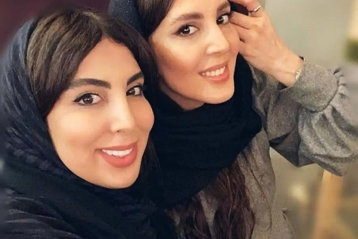 تیپ متفاوت و خوش‌گذرانی‌های لوکس لیلا بلوکات و خواهرش در سفر خارجی