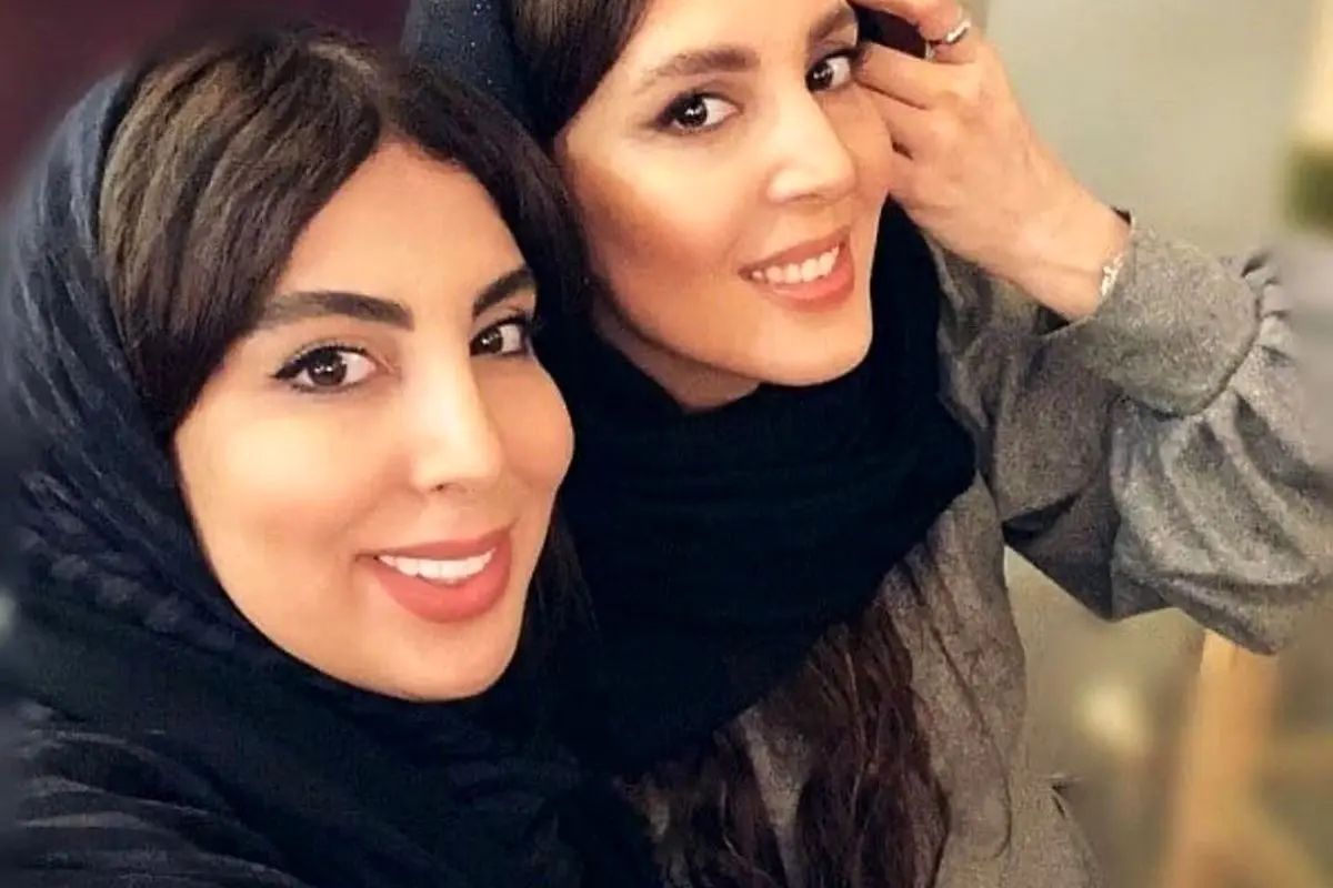 تیپ متفاوت و خوش‌گذرانی‌های لوکس لیلا بلوکات و خواهرش در سفر خارجی