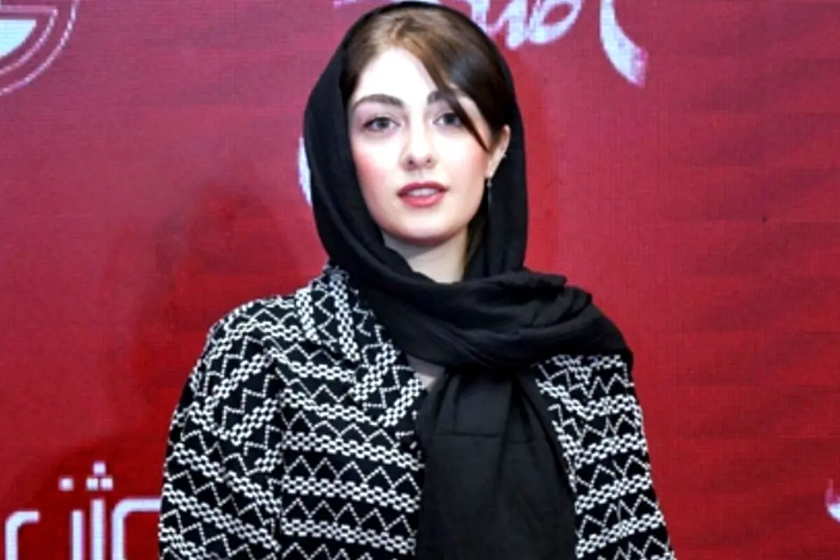 بازیگر دهه هشتادی سریال «گردن زنی» الیکا ناصری با پوششی متفاوت دیده شد