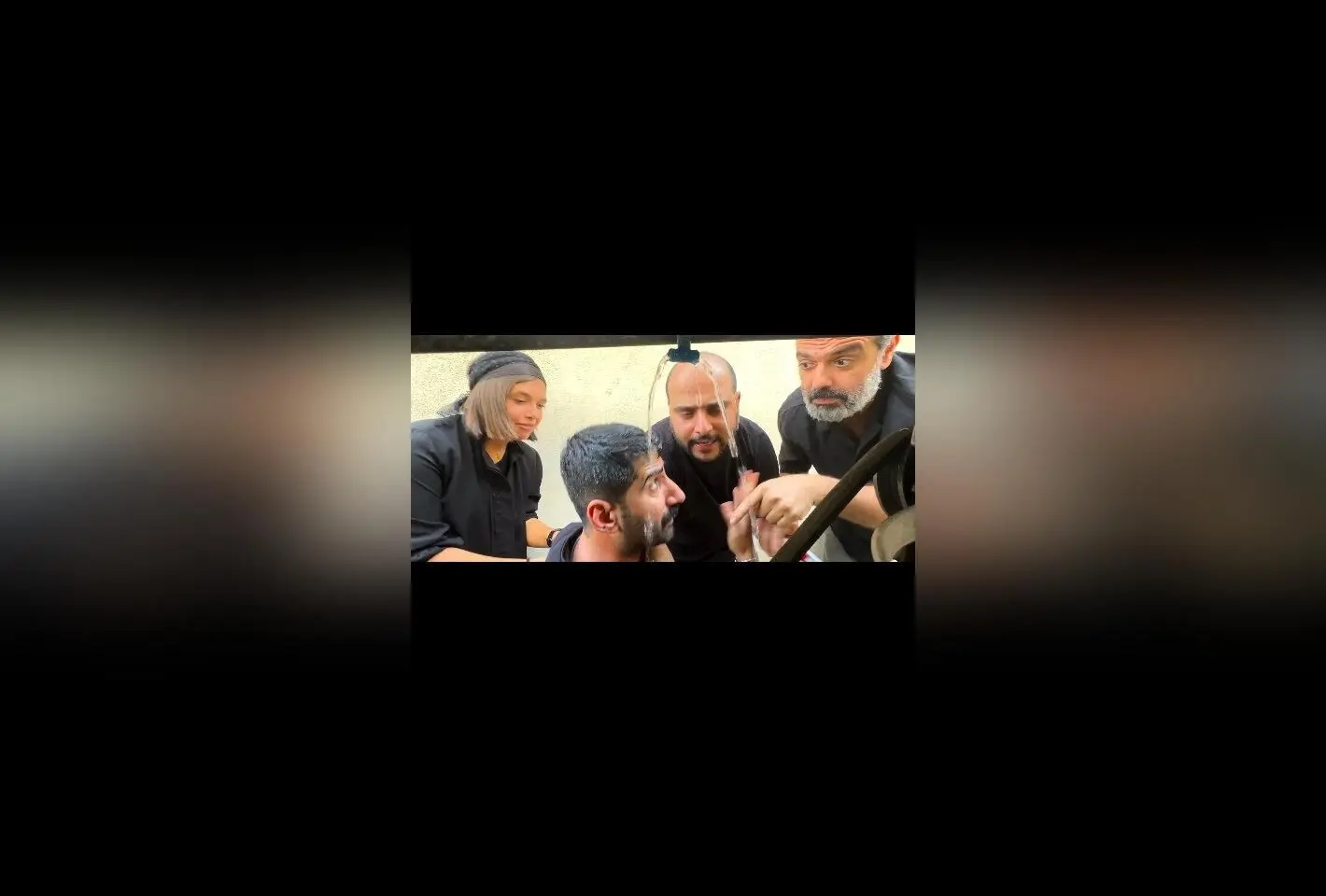اجرای محدود نمایش #صلح_عباس_آباد با بازی نفس بازغی در تئاتر لبخند | پیش‌فروش بلیت‌های دوره دوم شروع شد