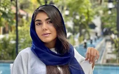 بیوگرافی کامل آزاده زارعی | زندگی شخصی، فیلم‌ها و حواشی هنری دختر کارگردان ایرانی
