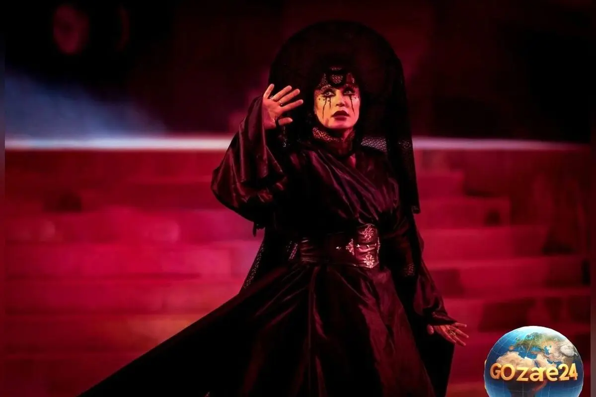 یادگیری از الناز شاکردوست: جرات تغییر و رشد در بازیگری و نقش تهمینه در نمایش «رستم و سهراب»