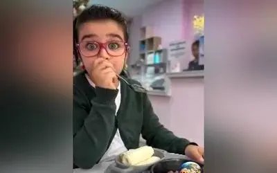 هانا پاک‌نیت در لندن با خاله‌اش ظاهر شد: تغییرات جذاب و رشد چشم‌گیر نوه محمود پاک‌نیت در تصاویر جدید