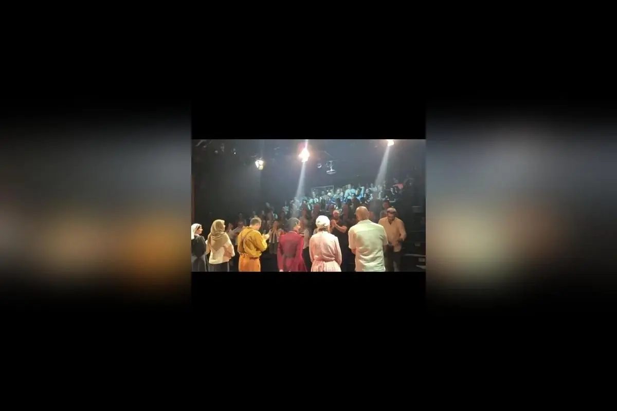 نمایش اعترافاتی درباره زنان در پردیس تئاتر شهرزاد با استقبال بینظیر مخاطبین | شبهای پرمخاطب تئاتر شهریور