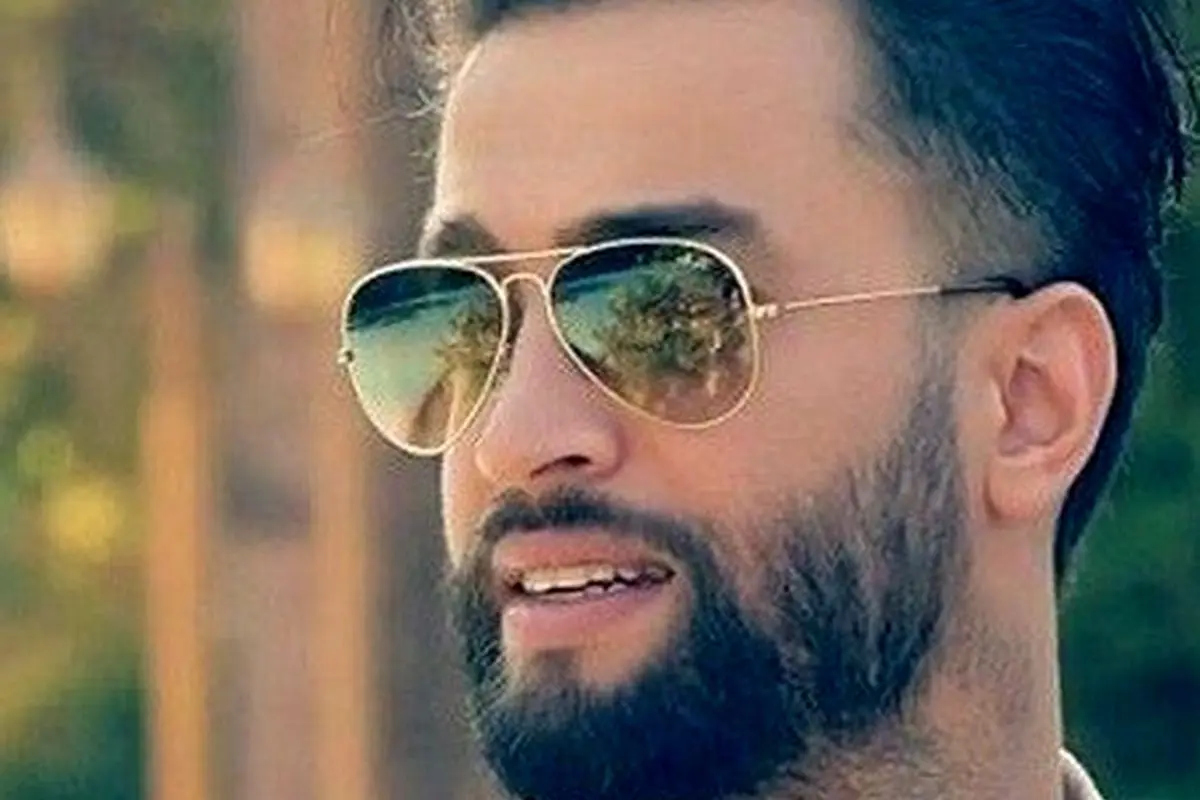 بنیامین بهادری در برنامه تلویزیونی با پسرانش درباره معنی اسم‌ها صحبت کرد + ویدیو