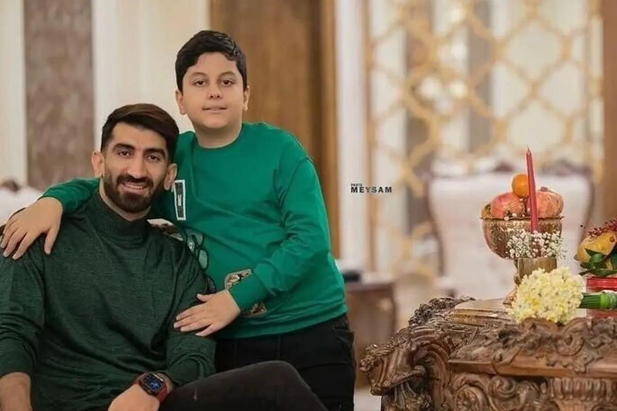 کیک تولد سه‌طبقه و مجلل پسر علیرضا بیرانوند با تم فوتبالی؛ خلاقیت اوستا قنّاد تهرونی، تصویری دیدنی