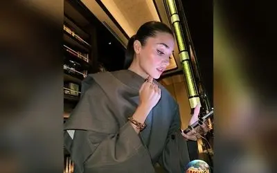 تصاویر جذاب تعطیلات رویایی هانده ارچل در عمارت مجلل با منظره غروب آفتاب و طبیعت بکر