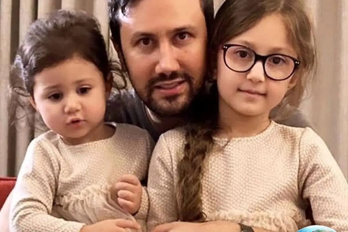 ژست بامزه و مشتی نبات استخری وقتی باباش می‌خواهد ازش عکس بگیرد + واکنش‌های جالب