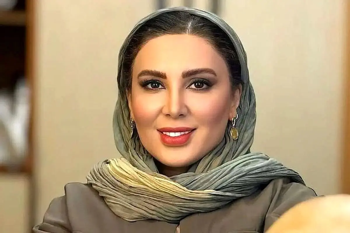 حضور متفاوت لیلا بلوکات در حرم امام رضا (ع) با حجاب و پوشش خاص