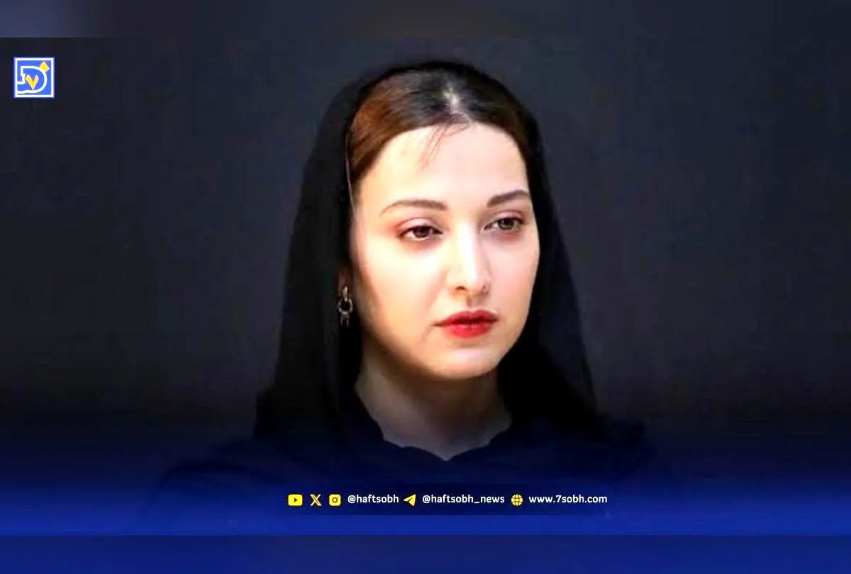روشنک گرامی با عروسک تدی در قاب‌های جدید و داستان دختر شجاع شکست‌ناپذیر در مبارزه با سرطان