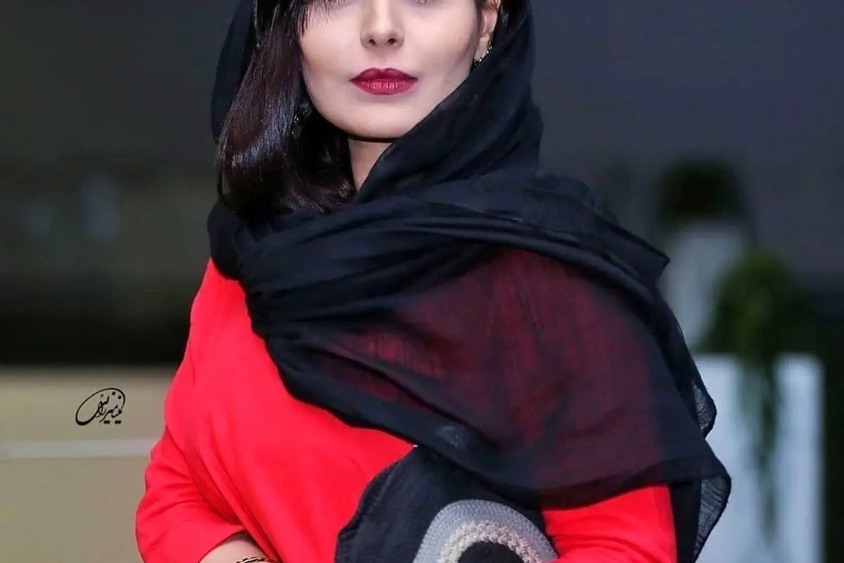 تصویر دیدنی سانیا سالاری در میان تاریکی مطلق؛ قاب هنری و جذاب در صفحه اینستاگرام وی