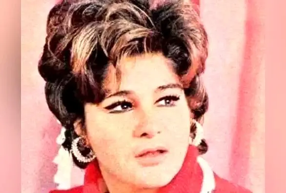 کاباره خاطره‌انگیز تهران؛ ساختمان متروکه‌ای که روزی صدای سوسن در آن می‌درخشید