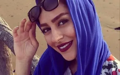 تصویر عاشقانه سمانه پاکدل در کافه دنج با پیام قدرتمند درباره عشق و پایداری