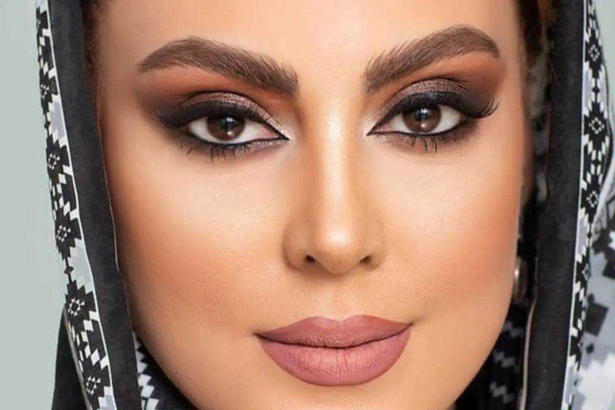 نیلوفر شهیدی با استایل خاص و جذاب در جشن دهمین سالگرد موسسه ستارگان هنر ایران + عکس جدید
