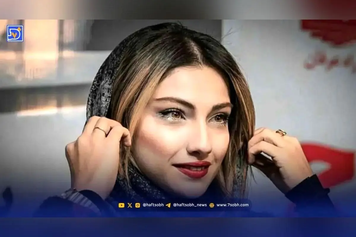 محیا دهقانی در مراسم جشنواره بیست و پنجم با استایل پاییزی لوکس و موهای طلایی چشم‌ها را خیره کرد