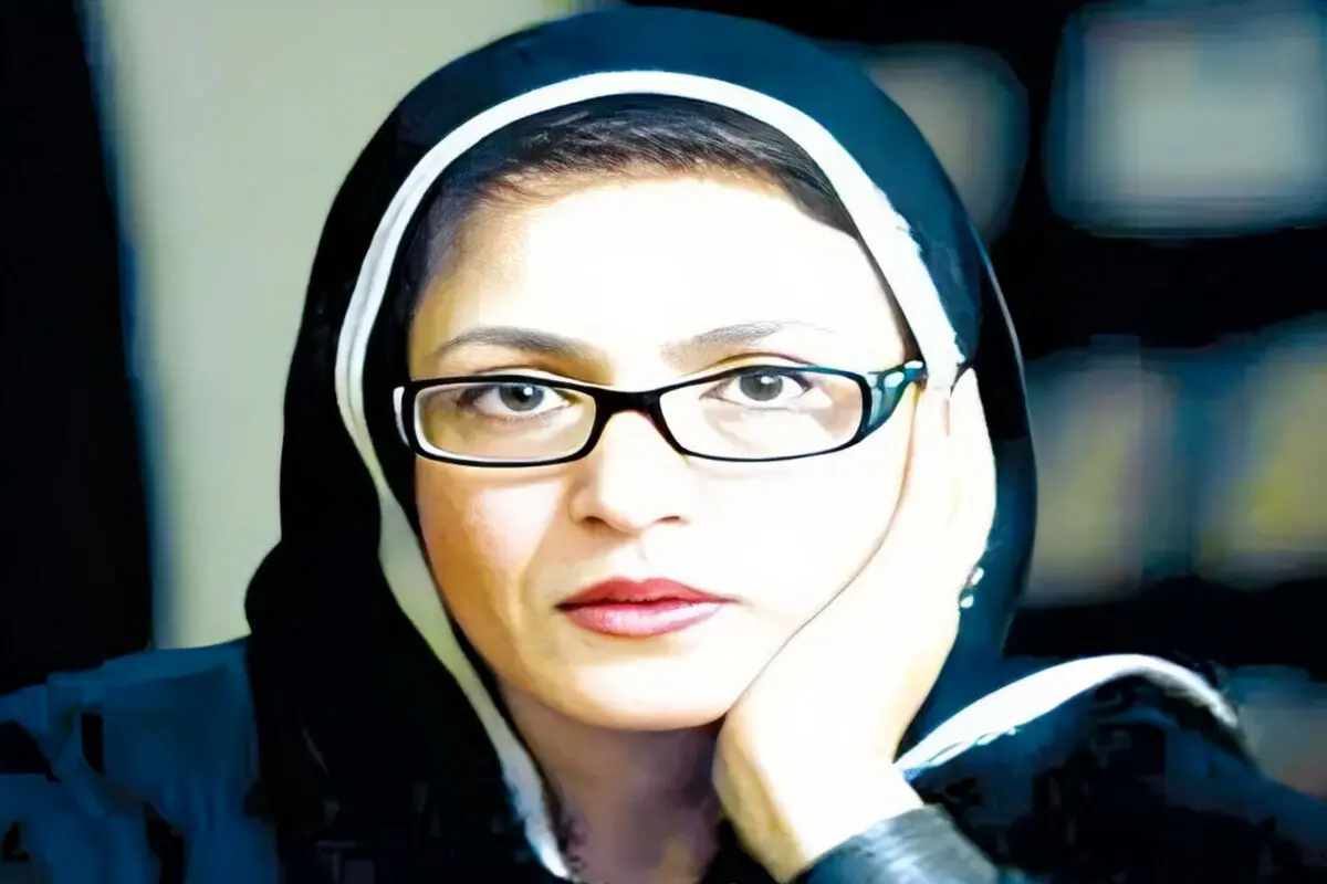 مرگ خودخواسته شیوا ارسطویی؛ صدای جسور زنان ادبیات، نویسنده «خوف» و «او را که دیدم زیبا شدم»