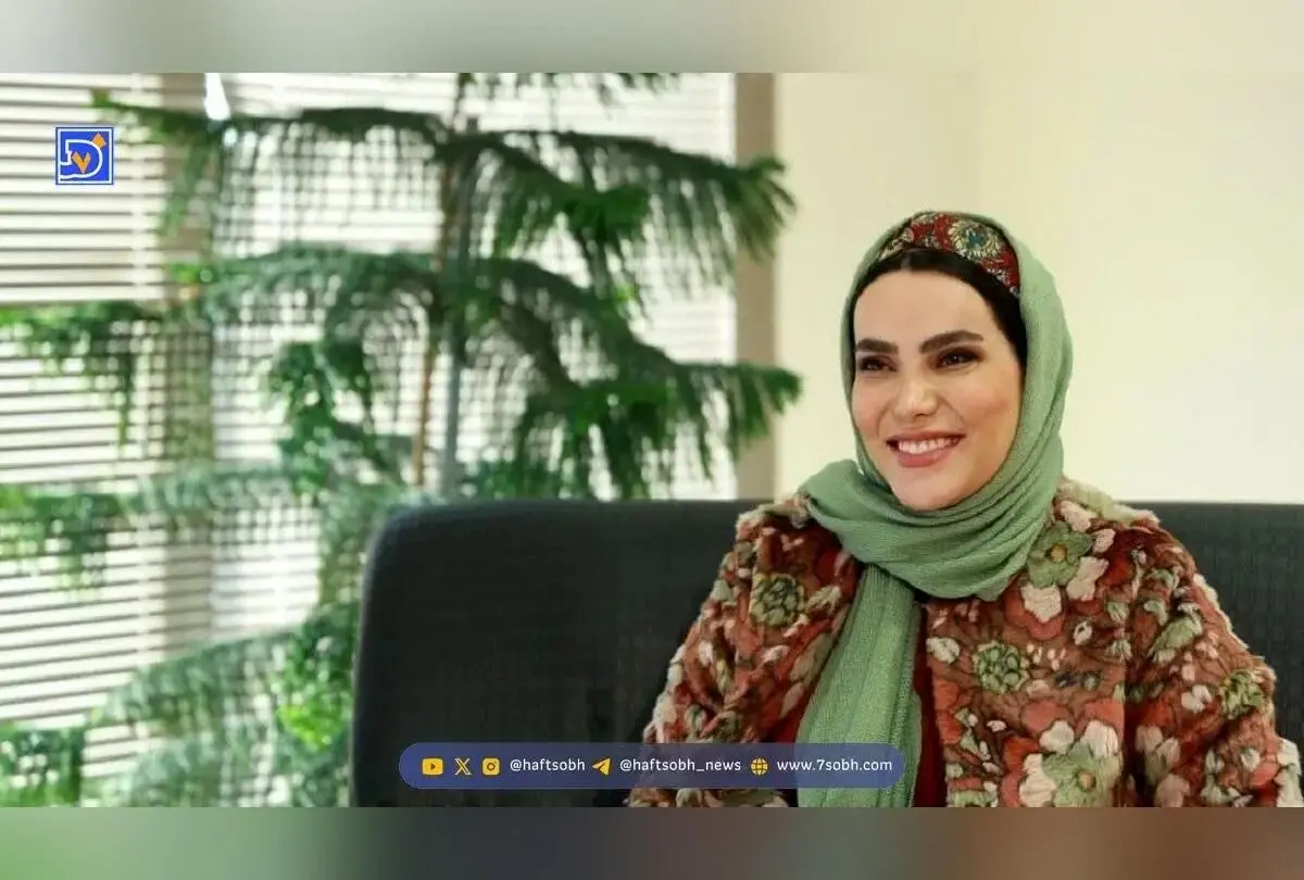 مهسا ایرانیان؛ اولین زن استندآپ کمدین ایرانی و چهره‌ای برجسته در هنر و سرگرمی ایران