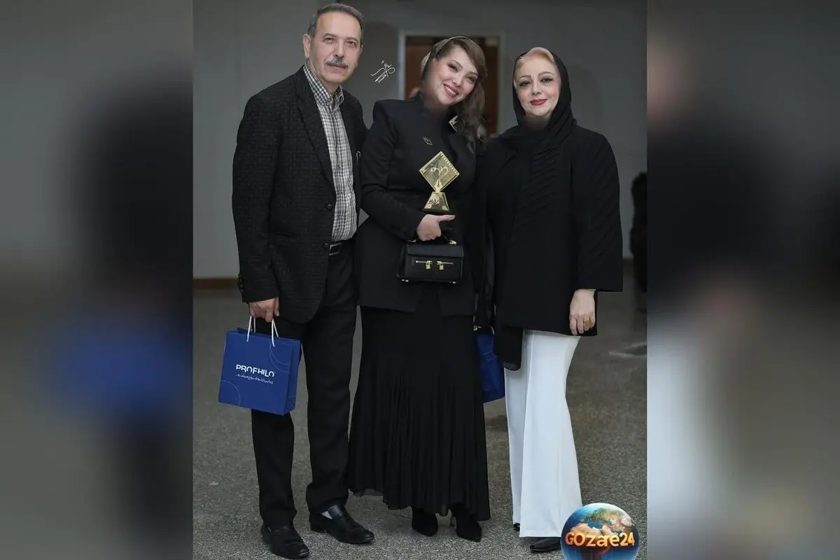 لحظه باشکوه اهدای جایزه بهترین بازیگر نقش اول مکمل زن به صدف اسپهبدی در جشن انجمن منتقدان ایران + تشکر ویژه از والدین شیک‌پوش و با کلاس