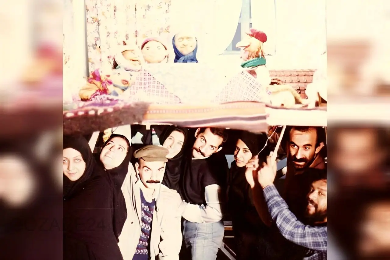 عروسک گردن های "خونه مادر بزرگه" از ایرج طهماسب تا حسن پورشیرازی و کلی اسم دیگه! | هر کدوم در این روزگار برای یک برنامه کافی هستند!