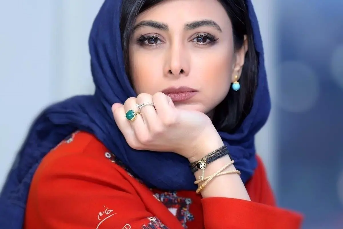 استایل شیک و خاص آزاده صمدی با اکسسوری‌های منحصر به فرد در جدیدترین تصاویر اینستاگرام