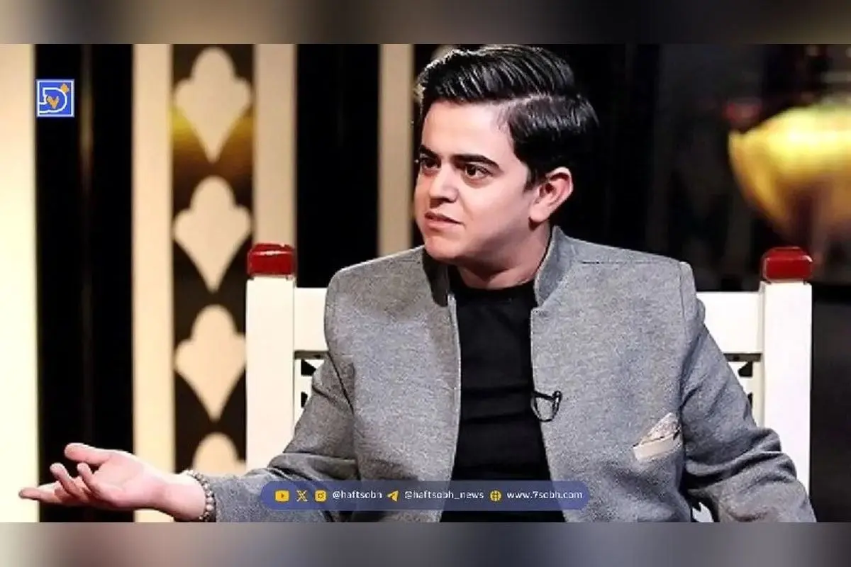 بیوگرافی و عکس‌های خانوادگی امیرمحمد متقیان مجری محبوب تلویزیون | زندگی، فعالیت‌ها و رازهای شهرت