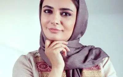 لیندا کیانی با کیک تولد شیک و دیزاین عاشقانه با گل رز قرمز در چهارمین جشن تولدش+ عکس