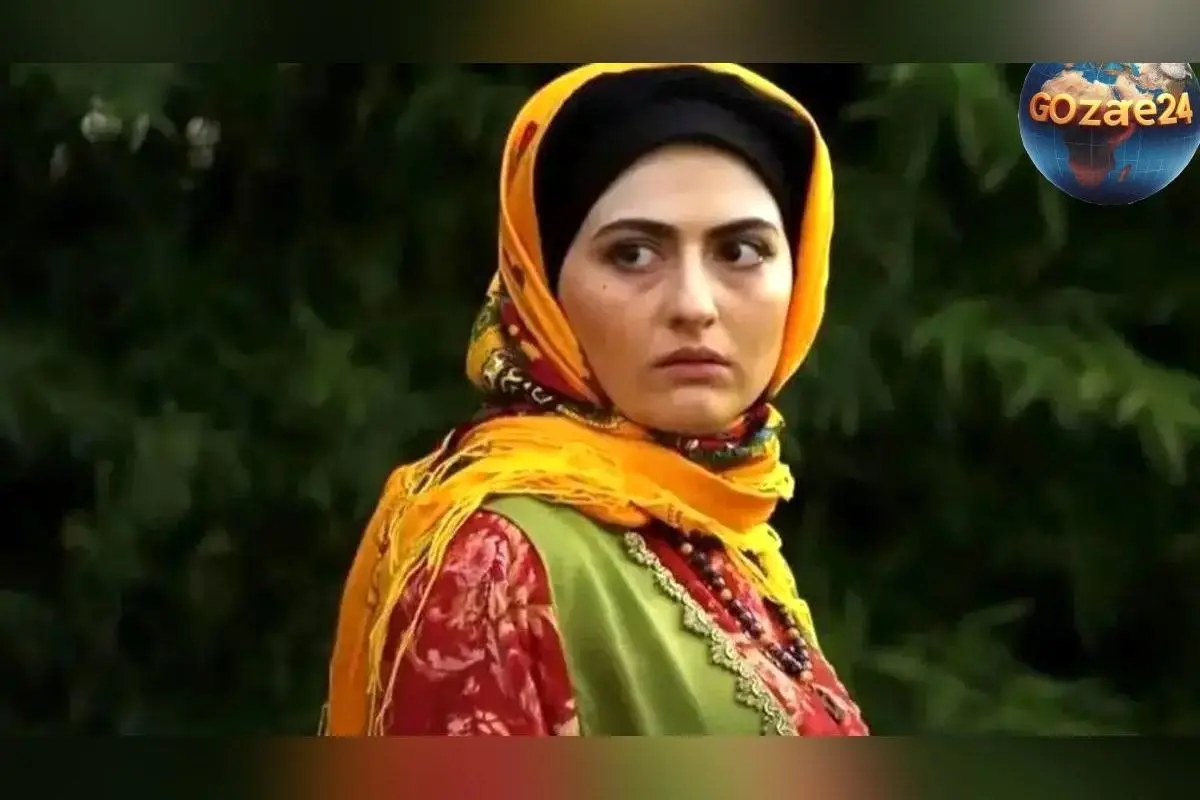 عکس جدید انیس سریال سوجان در مسجد نصیرالملک شیراز با چادرنماز و واکنش کاربران