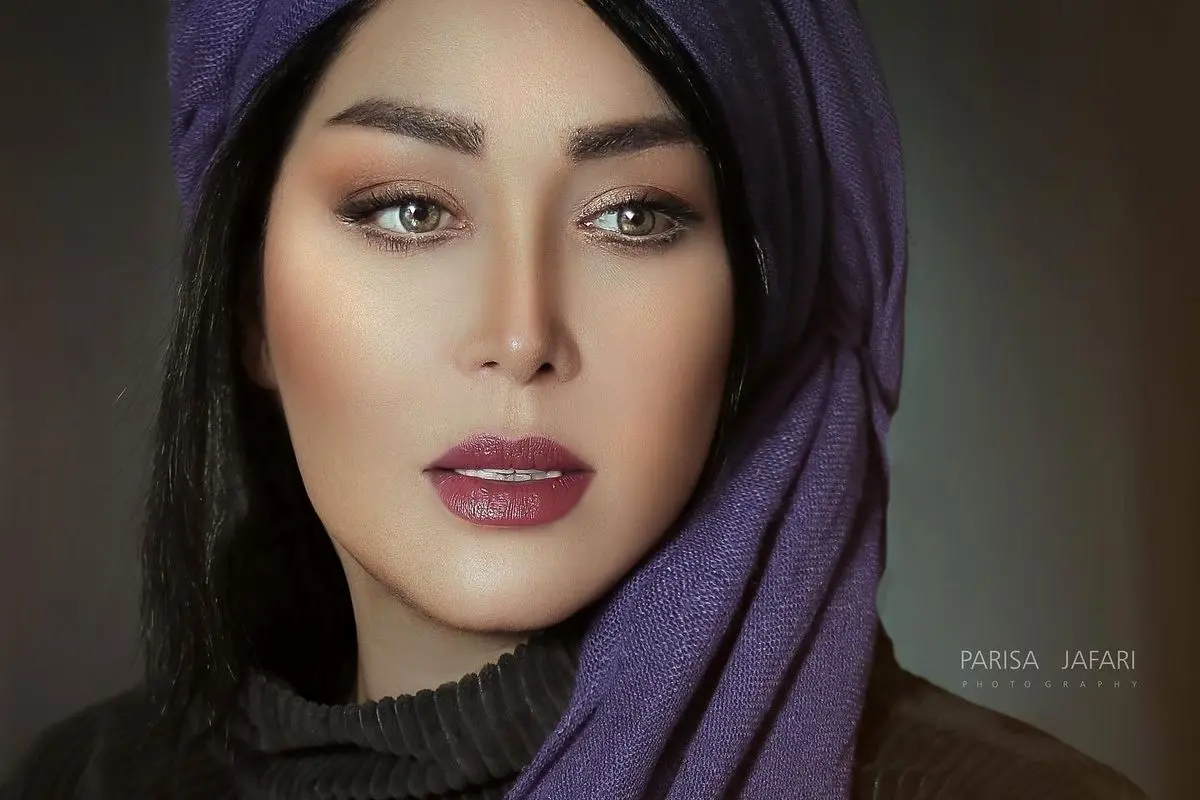 سارا منجزی پور در استایل ساحلی و مانتو سنتی کنار دریا غوغا کرد + عکس جدید در اینستاگرام
