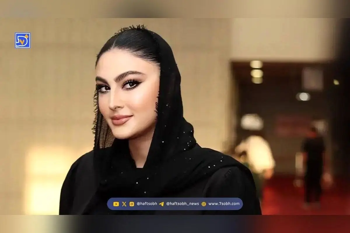 استایل متفاوت و جذاب مریم مومن در اکران «تابستانی که برف آمد» توجه همگان را جلب کرد