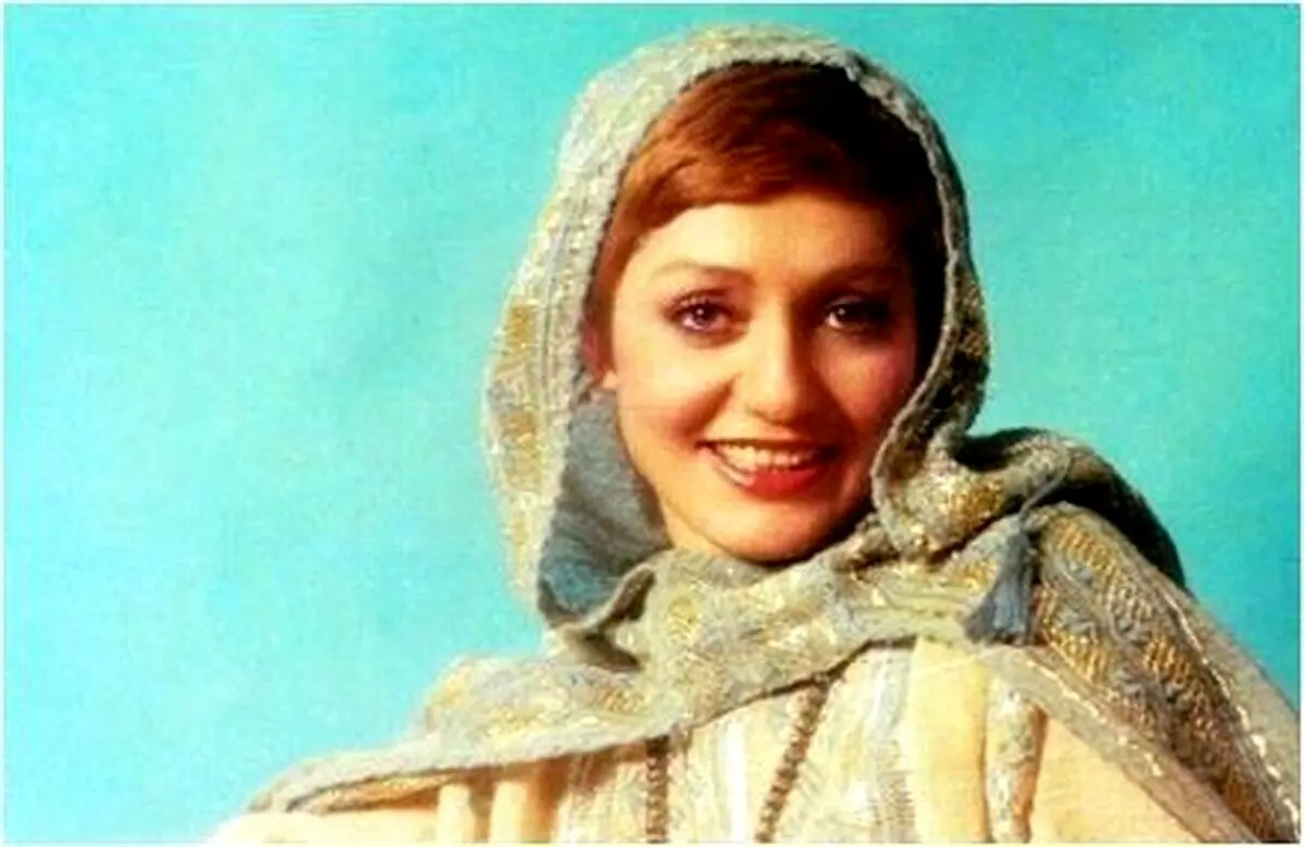 آخرین عکس گوگوش در ایران سال ۱۳۷۳ | سفر در زمان به دوران قبل از مهاجرت و کنار کشیدن از صحنه هنر
