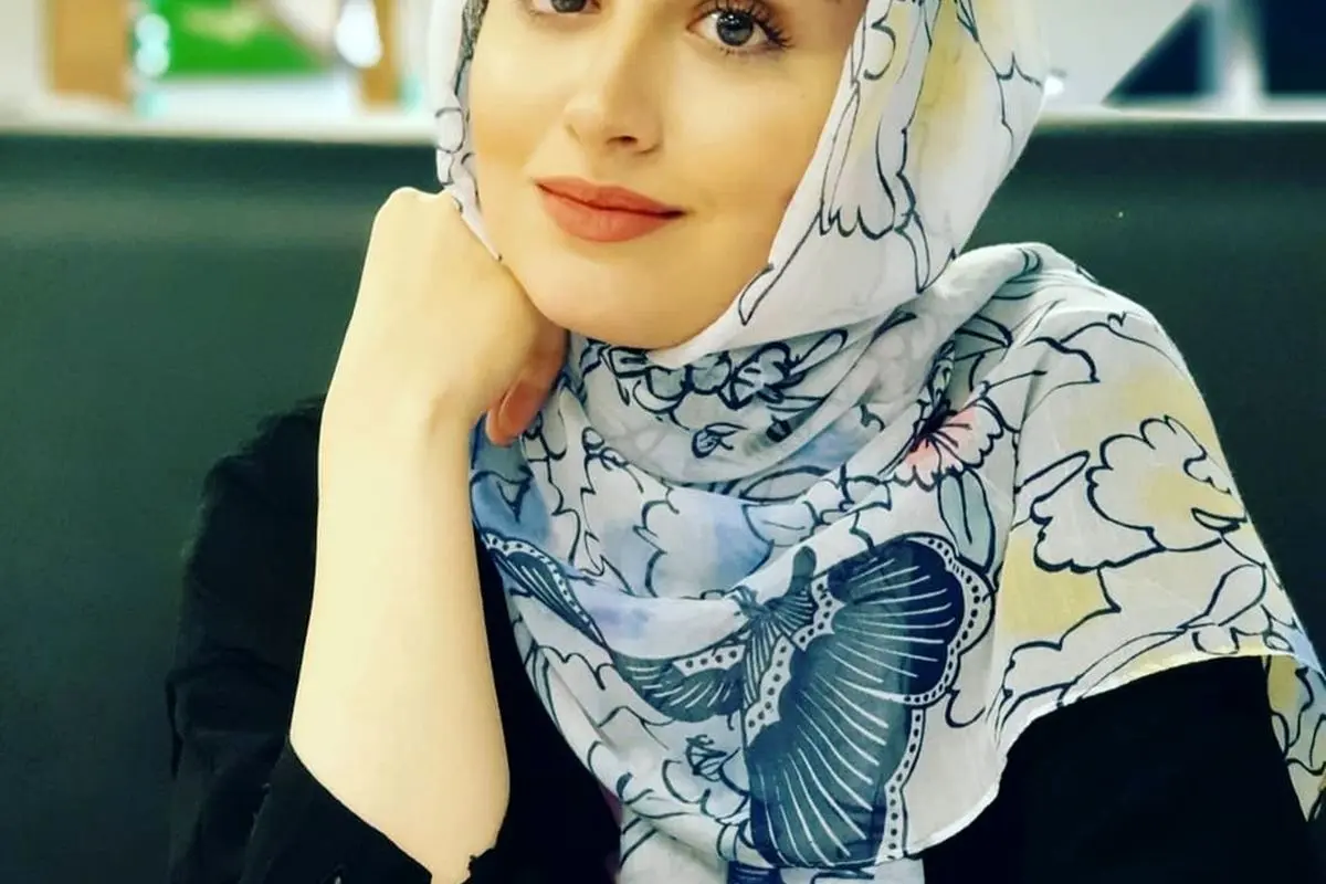 وقتی خستگی بر هانیه غلامی غلبه می‌کند: خواب نیم‌روزی و لحظه‌های آرام در کنار مادر و خانواده