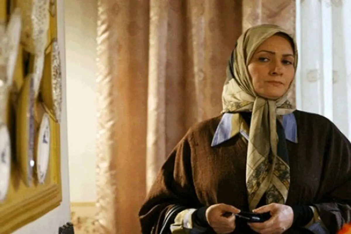 بیوگرافی و زندگی افسانه ناصری؛ بازیگر نقش مادر در سینما و تلویزیون ایران با فیلم‌ها و سریال‌های برتر