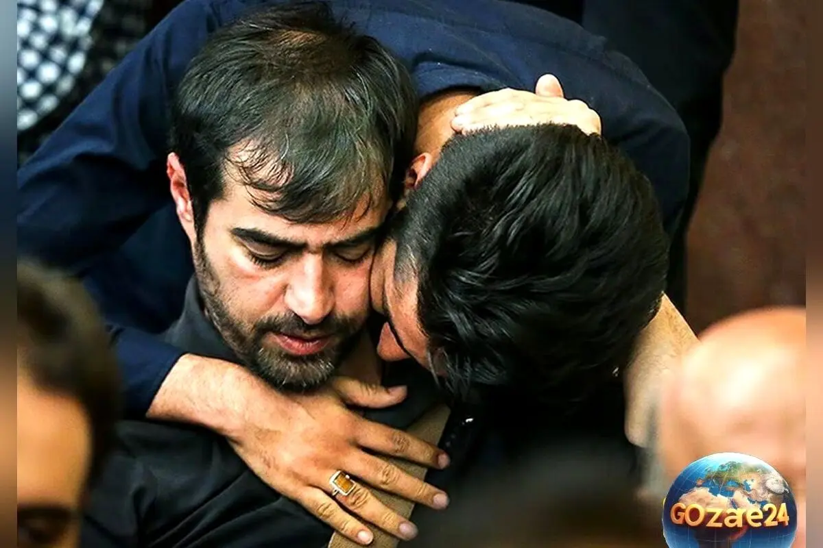جمشید هاشم‌پور در مراسم بزرگداشت پدر شهاب حسینی با لباس سفید + عکس و یادبود روحش شاد