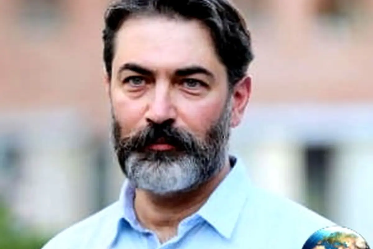 تصویری نادر از پارسا پیروزفر در سال سوم ابتدایی؛ بازیگر «در چشم باد» و جنتلمن سینما ایران