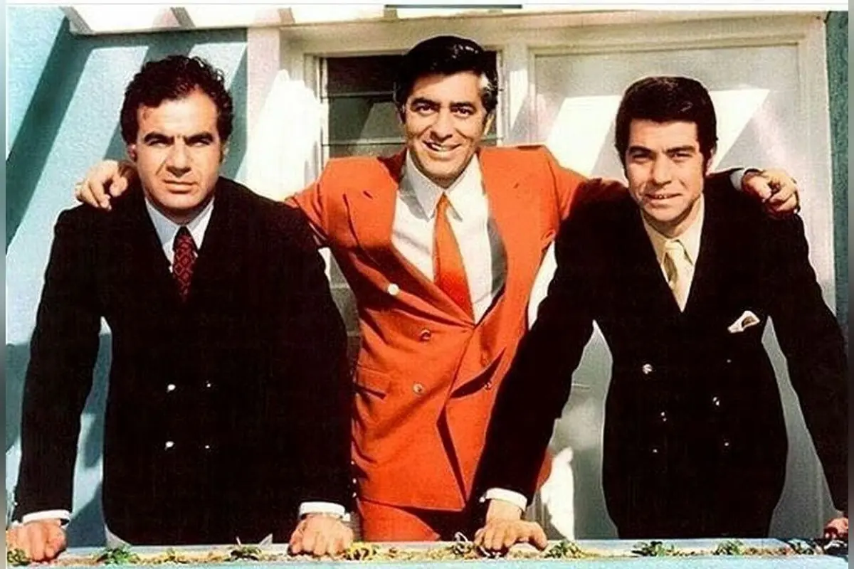 تصویر نادر و دیدنی از دیدار ناصر ملک مطیعی و بهروز وثوقی در دهه ۸۰؛ سفر در زمان به دوران طلایی سینما