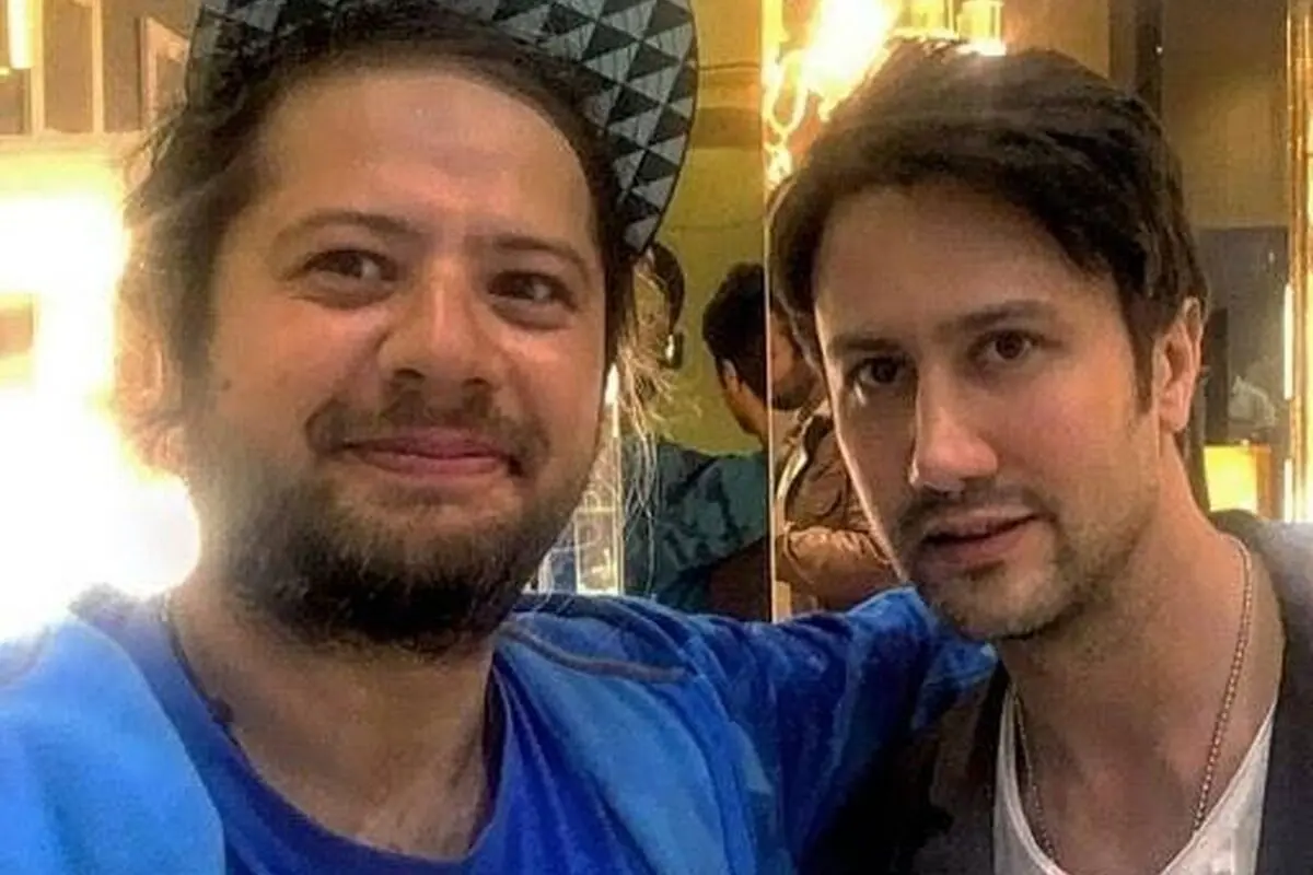 سلفی خنده‌دار شاهرخ استخری و علی صادقی؛ لحظه‌ای شاد و به یادماندنی! + عکس