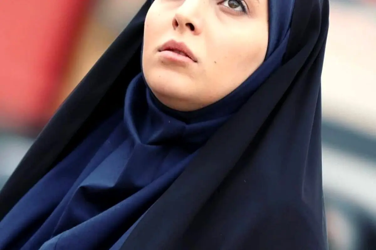 تصویر جدید و متفاوت مهشید جوادی، بازیگر محبوب سریال بچه مهندس با چهره طبیعی و زیبا