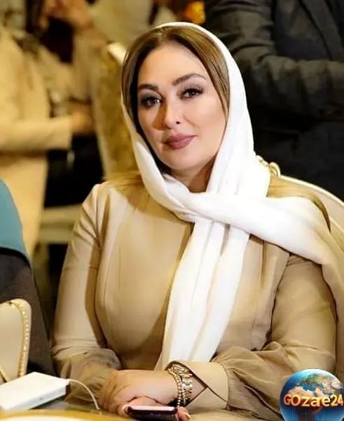 الهام حمیدی با استایل پاییزی بی‌نظیر در ست سبز، مشکی و چکیده | جدیدترین مد و استایل هنرمند محبوب ایرانی