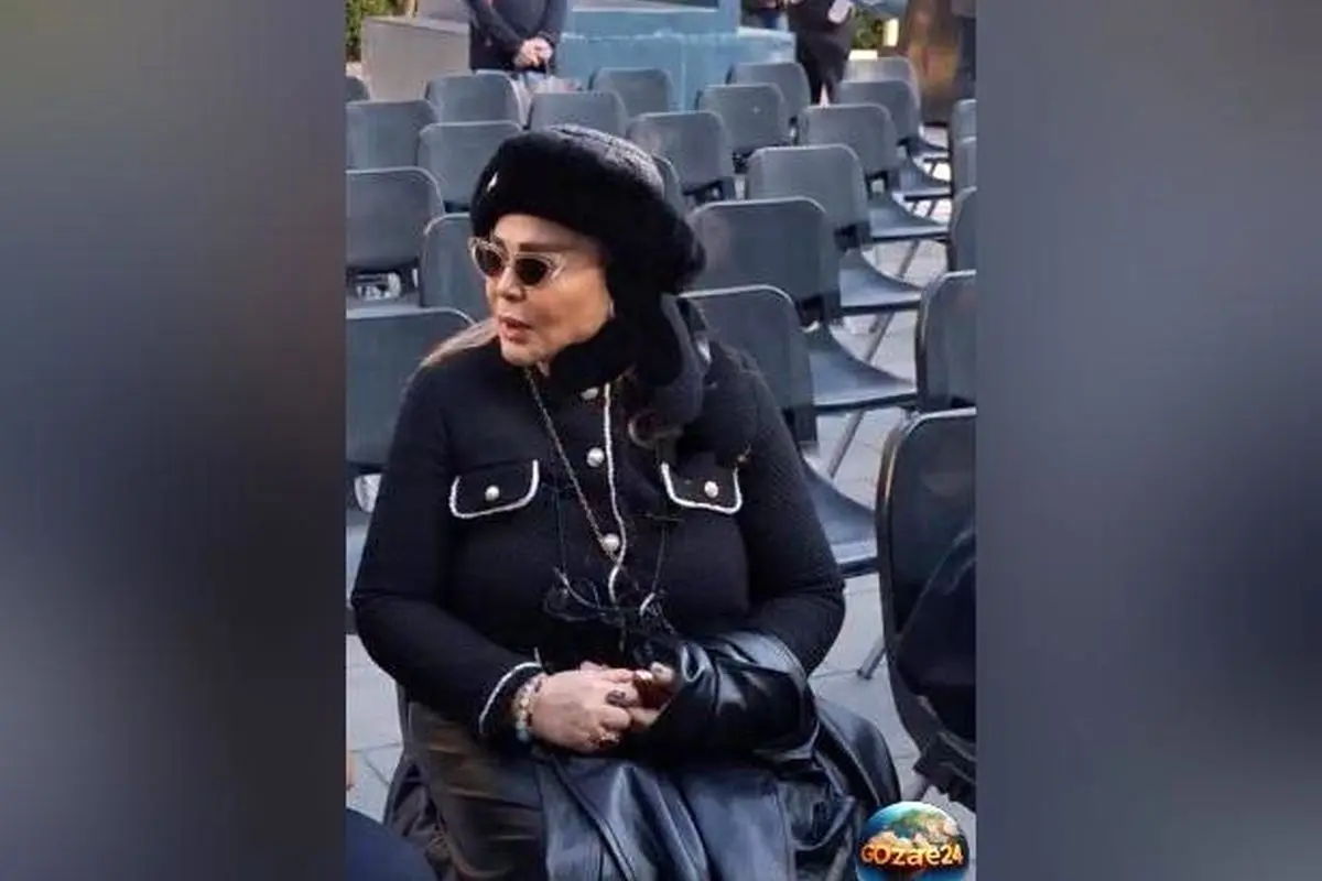 استایل دراماتیک و مونوکروم بهاره رهنما در مراسم تشییع هادی مرزبان؛ ترکیب دامن چرمی براق، کت نواردوزی‌شده و کلاه محشر