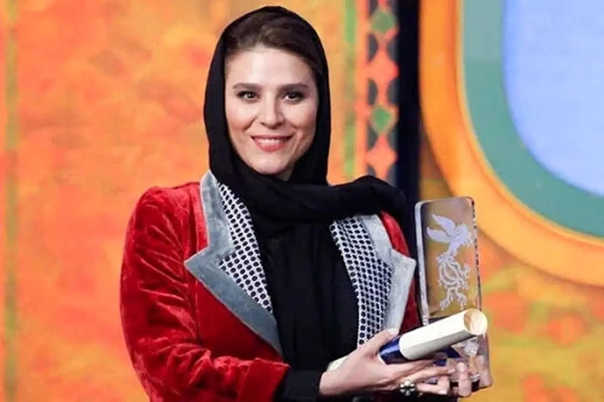 عکس دیدنی سحر دولتشاهی کنار والدین خوش استایل و داستان زندگی متفاوت او