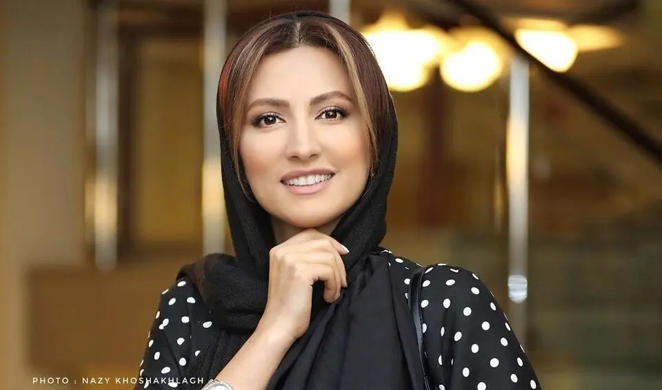 استایل خاص و جذاب سمیرا حسینی با کت کوتاه و یقه اسکی زیتونی در صفحه اینستاگرامش همه را مجذوب کرد