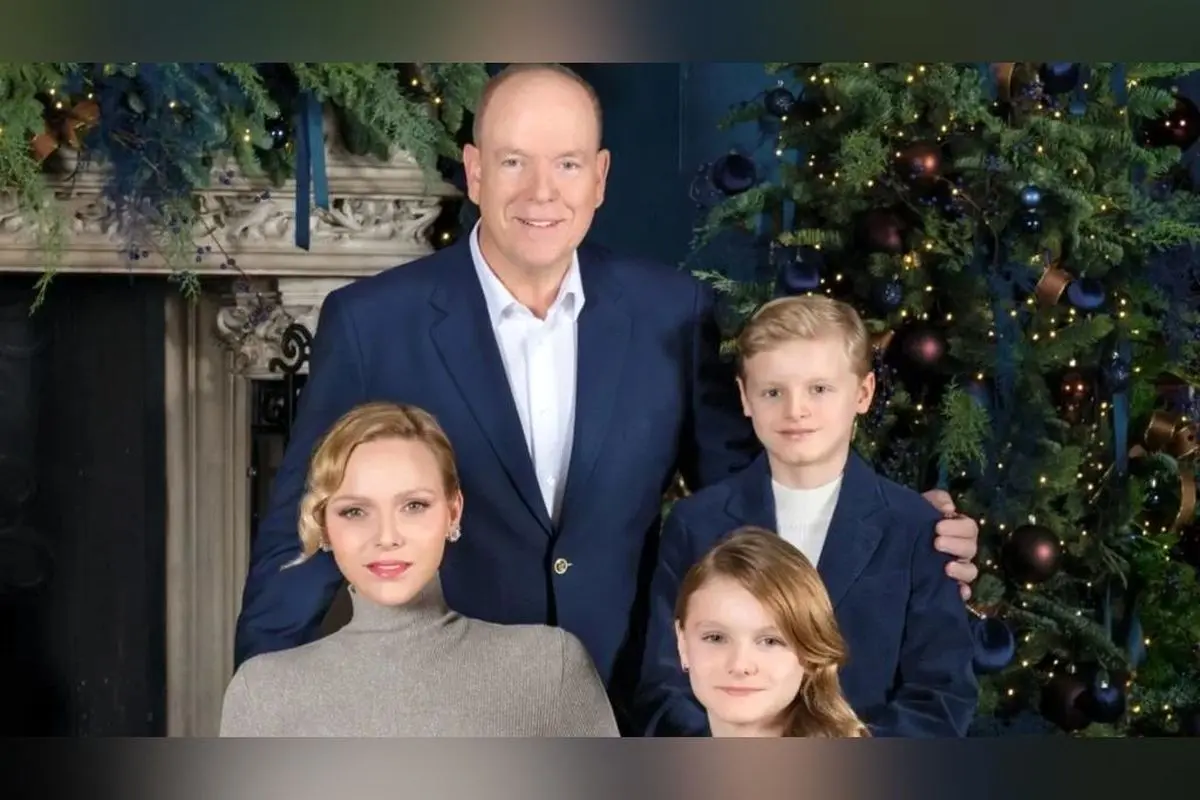 خانواده سلطنتی موناکو کریسمس را با فرش ایرانی لاجوردی و تزئینات مجلل جشن گرفتند