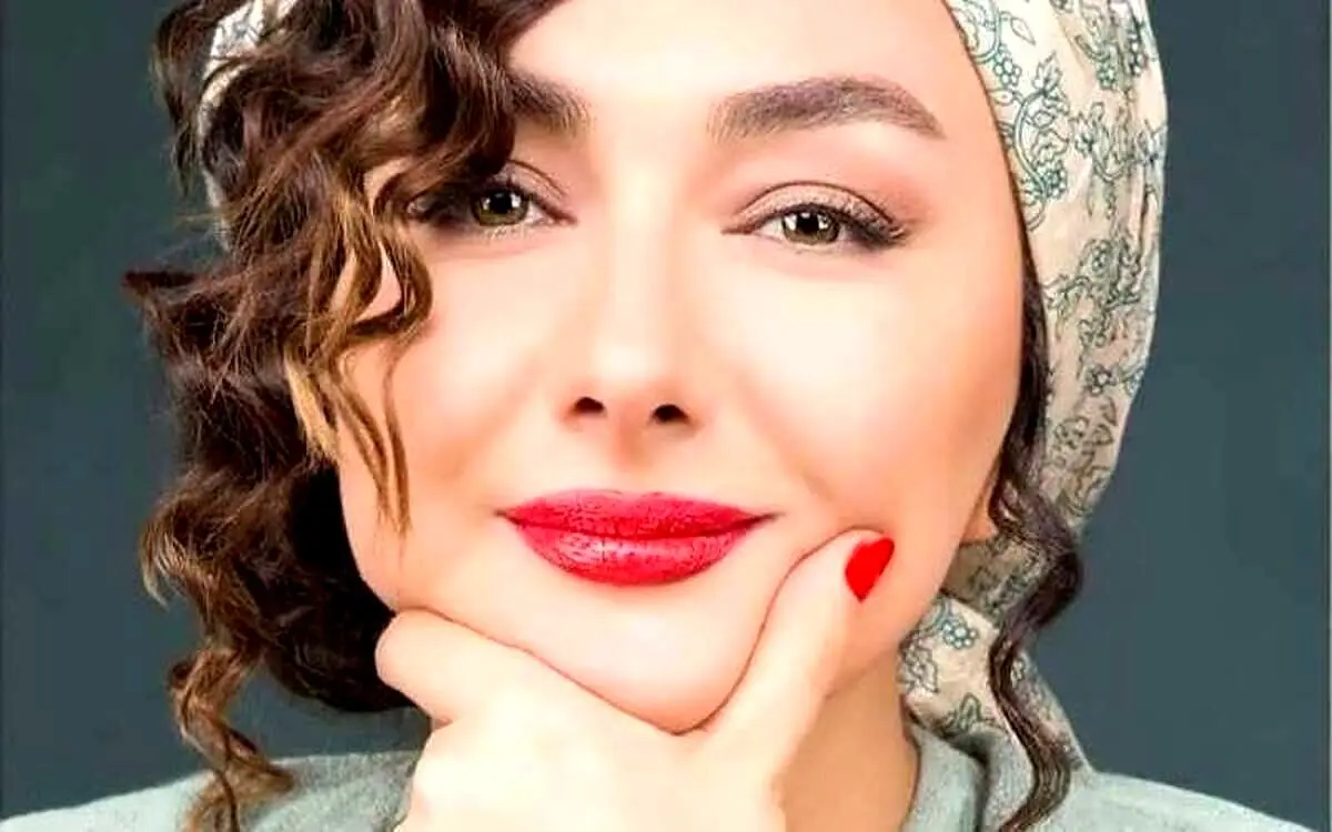 طراحی داخلی خانه هانیه توسلی با دکوراسیون قاجاری، تابلوهای هنری و حضور گربه ملوس