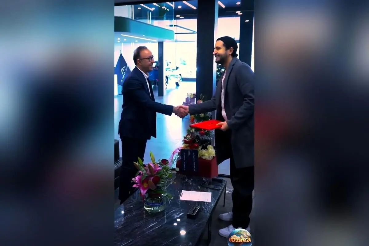 رونمایی رسمی خودرو میتسوبیشی اکلیپس کراس با حضور مهرداد صدیقیان در مراسمی لوکس و تشریفاتی