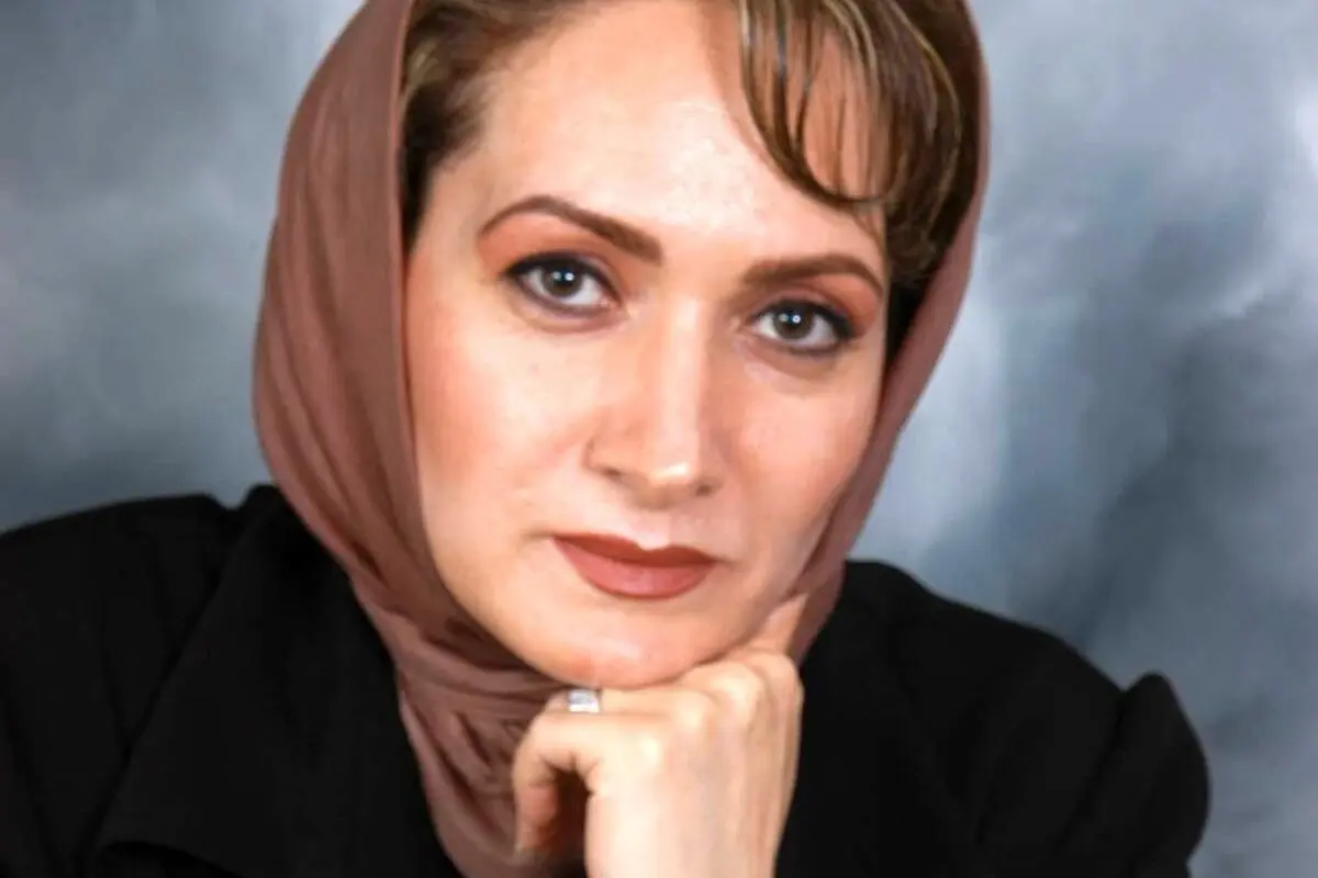 بیوگرافی کامل افسانه ناصری، بازیگر محبوب ایرانی همراه با زندگی خصوصی و عکس‌های دیدنی