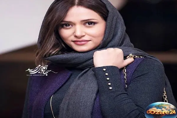 تیپ متفاوت و لاکچری پریناز ایزدیار با شومیز آستین پفی و کیف برند در صفحه اینستاگرام