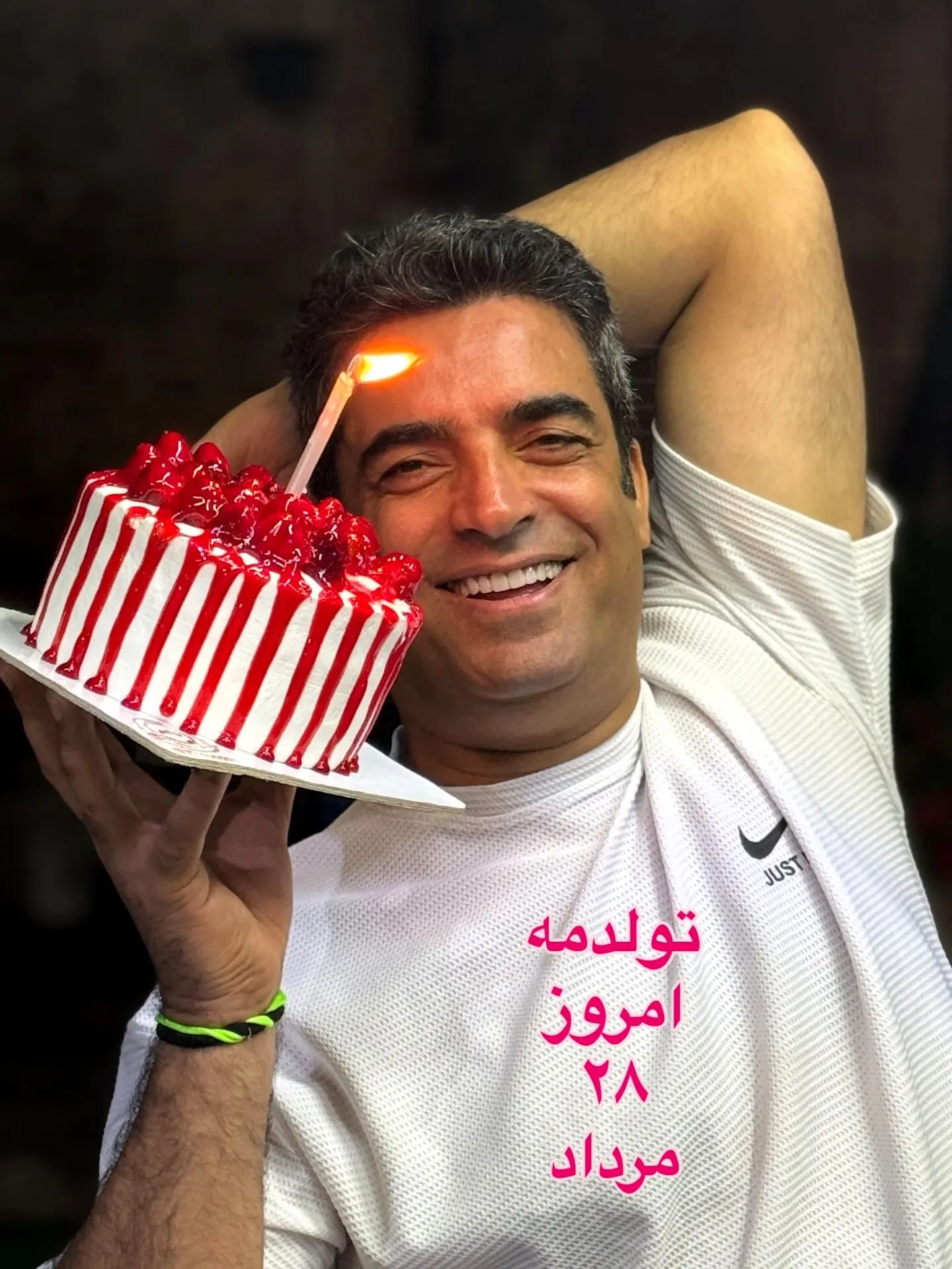 منوچهر هادی در روز تولد: سپاسگزاری از خانواده، دوستان و همکاران برای محبت و حمایت بی‌نظیر