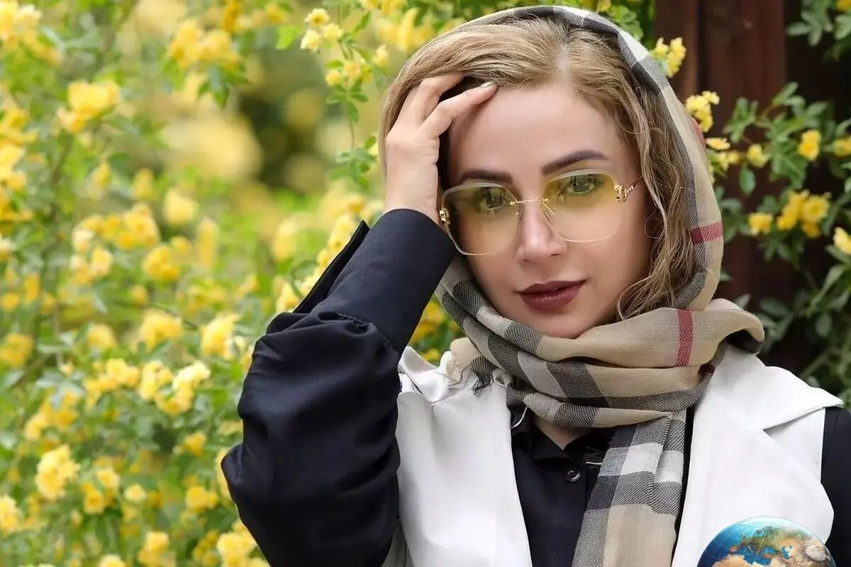 شبنم قلی خانی در ویلای ساحلی شمال با مانتوی مجلسی و پیام انگیزشی درباره قدم‌های کوچک در مسیرهای دشوار
