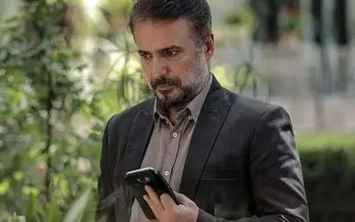 بیوگرافی کامل و حواشی زندگی سید جواد هاشمی + عکس‌های خانوادگی و نقش‌آفرینی در آثار سینمایی و تلویزیونی